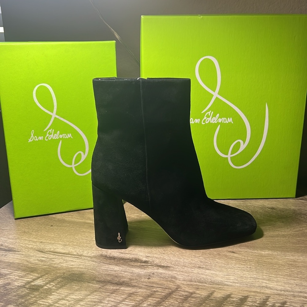 Sam Edelman size 10 Codie Black Suede.